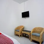 Oyo 93951 Family Guesthouse