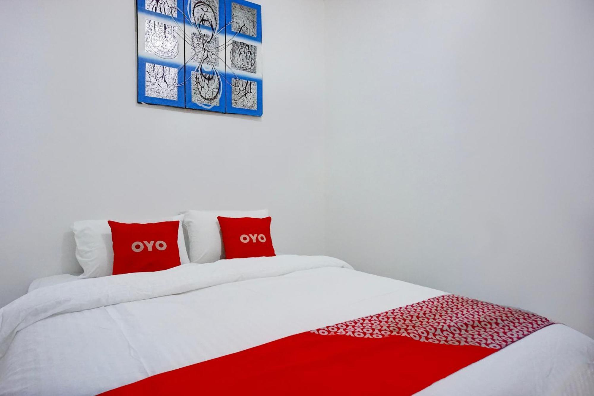 Oyo 93951 Family Medan