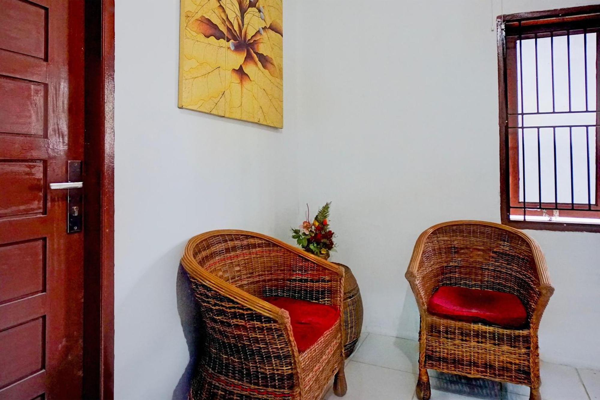 Oyo 93951 Family Hotel Medan
